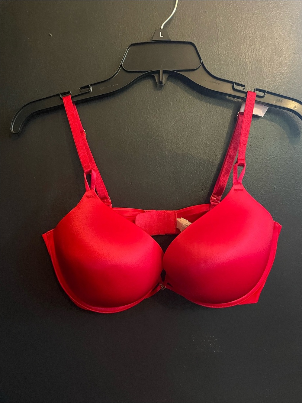 Victoria's Secret Red Smooth T-Shirt Bra - Padded Everyday Support